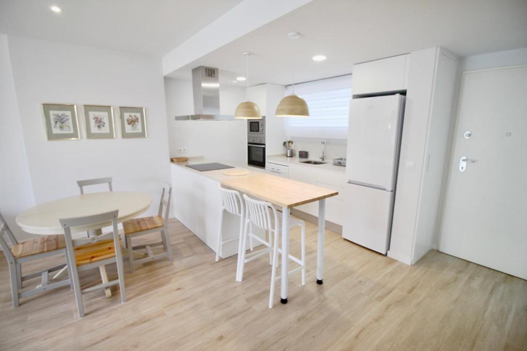 Marina Real 83 By Homeprive Denia Exterior photo