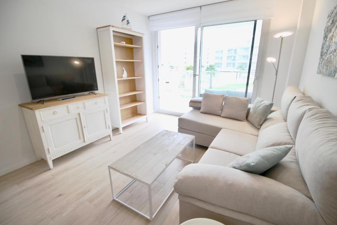 Marina Real 83 By Homeprive Denia Exterior photo